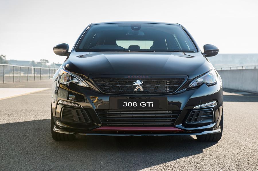  Peugeot 308 GTi Sport 2019 года  (AU) (фото 5 из 7)